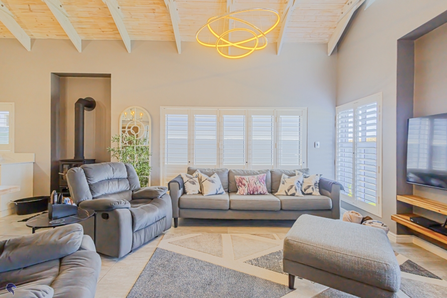 3 Bedroom Property for Sale in Calypso Beach Western Cape